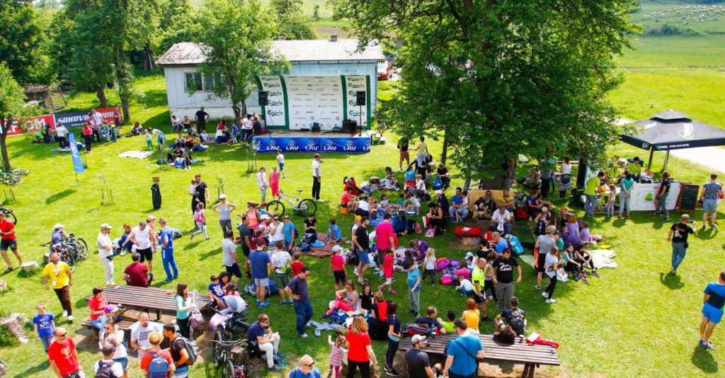 Pecka festival Mrkonjić Grad