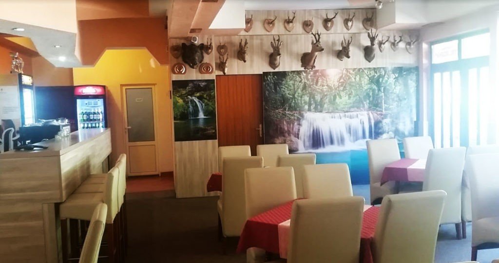 Restoran Tri jelena Ribnik